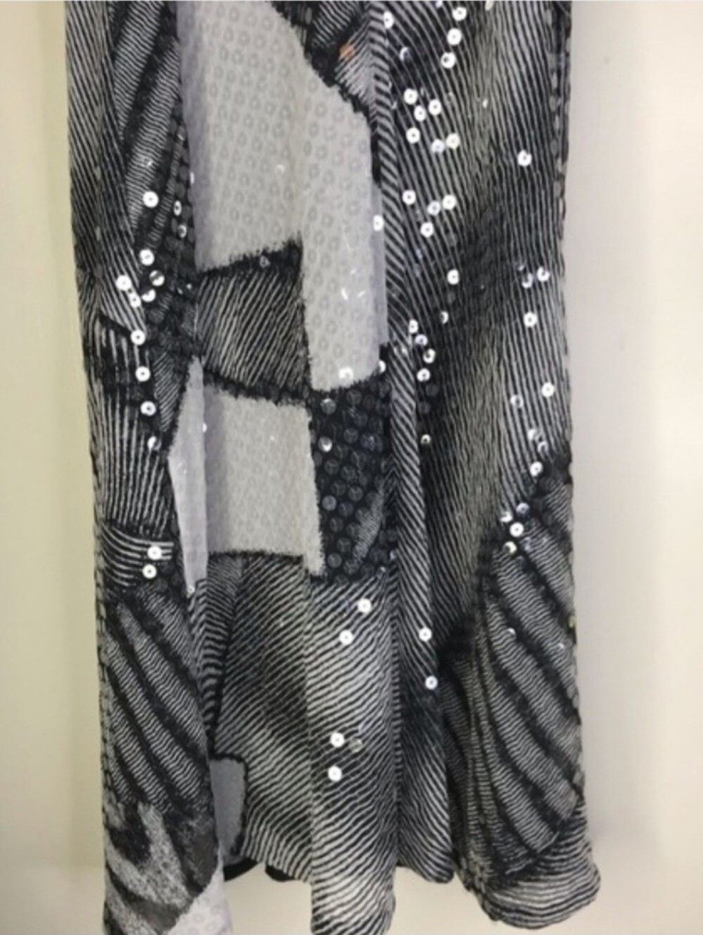 LAUNDRY BY SHELLI SEGAL Black White Sequin Sparkle Dress Size 6 - Picture 7 of 8